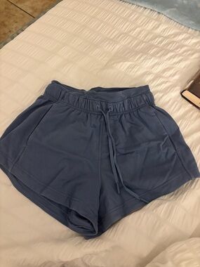 Lululemon Pace Rival Shorts